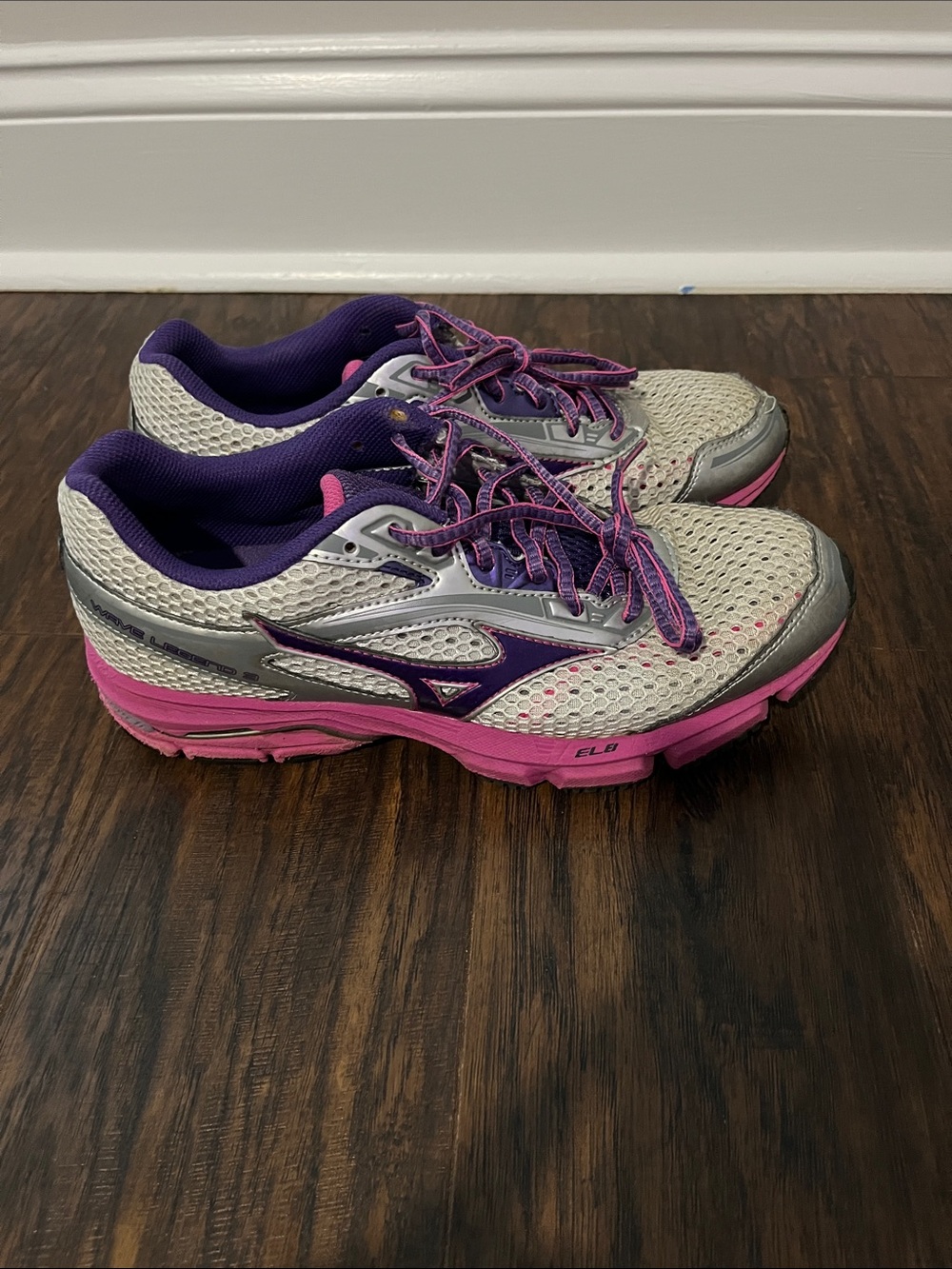 Mizuno Women's Mesh Running Shoes in White, Purple & Pink